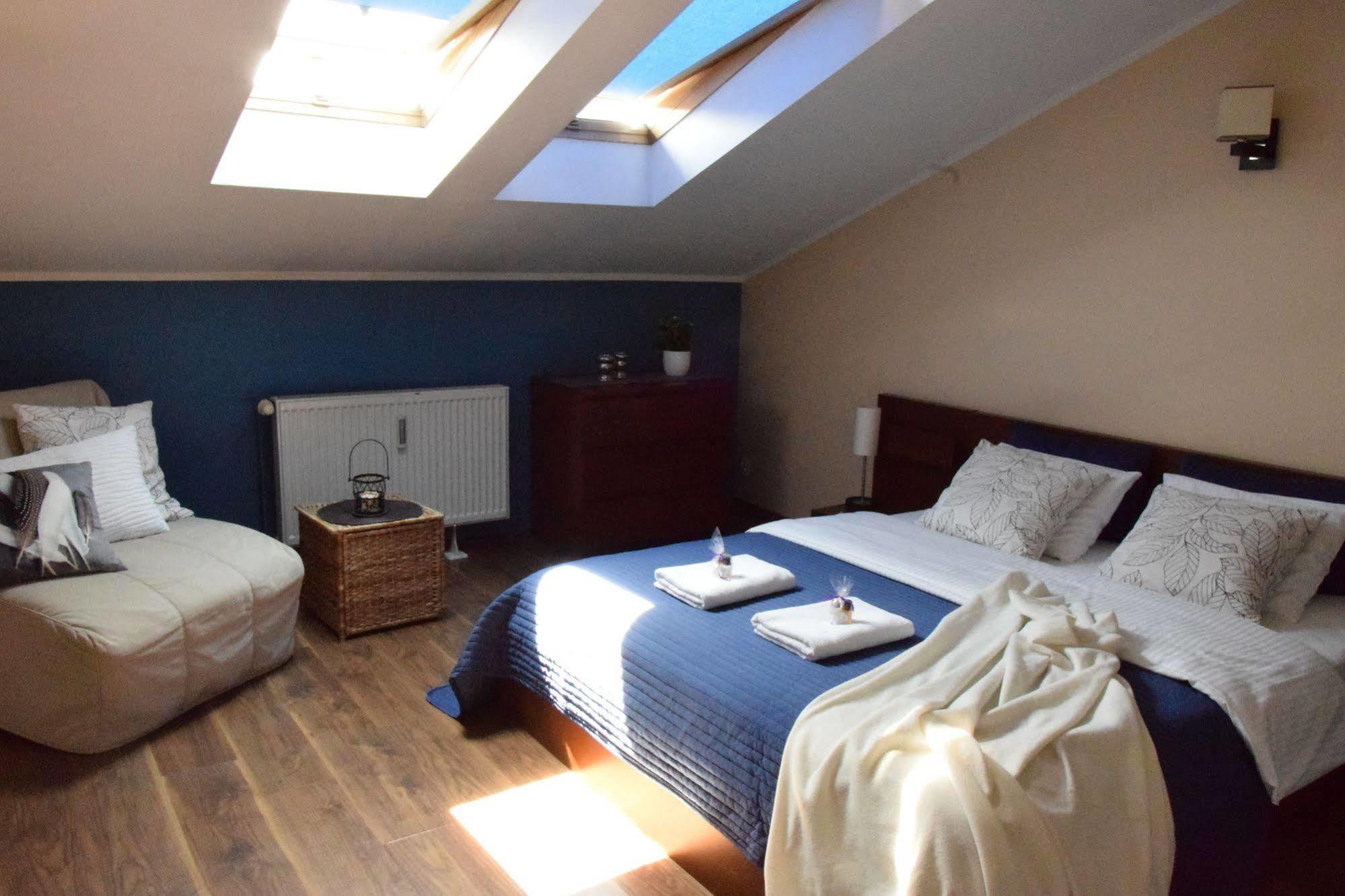 Blooms Inn - City Center Poznan By Friendly Apartments Eksteriør bilde
